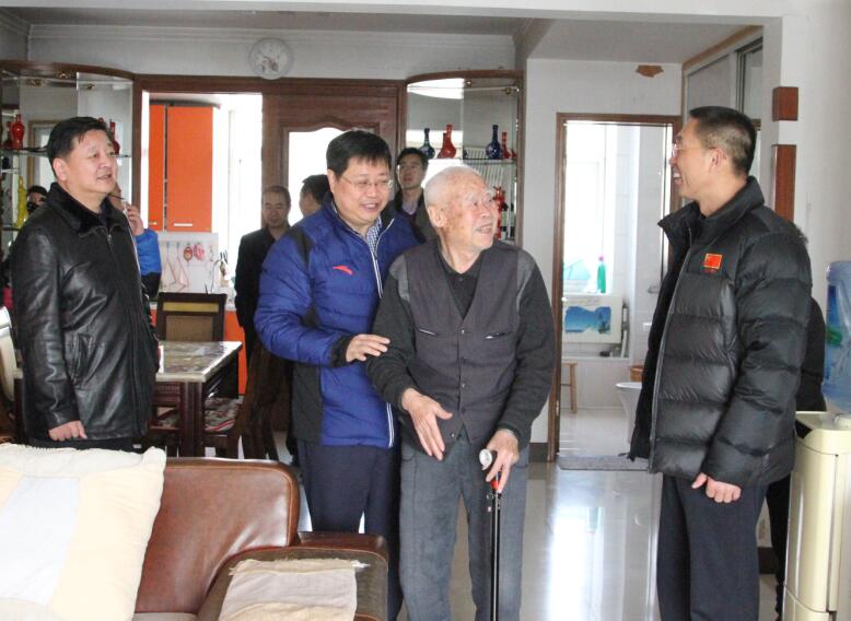 <b>ʡ�������쵼�߷�ο������ϵͳ�ϸɲ�</b>