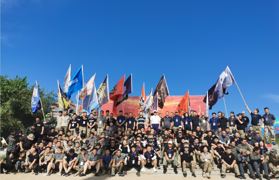 �ӱ�ʡ���߽�Ұս�˶����������ػʵ�Բ���չ�