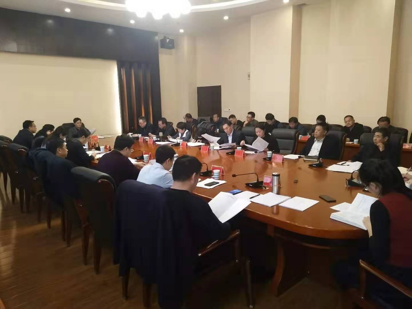 �е����ٿ�ȫ�б�ѩ���ݡ�������򳡽�����׽��ѩ�˶����ƽ��������Ȼ���