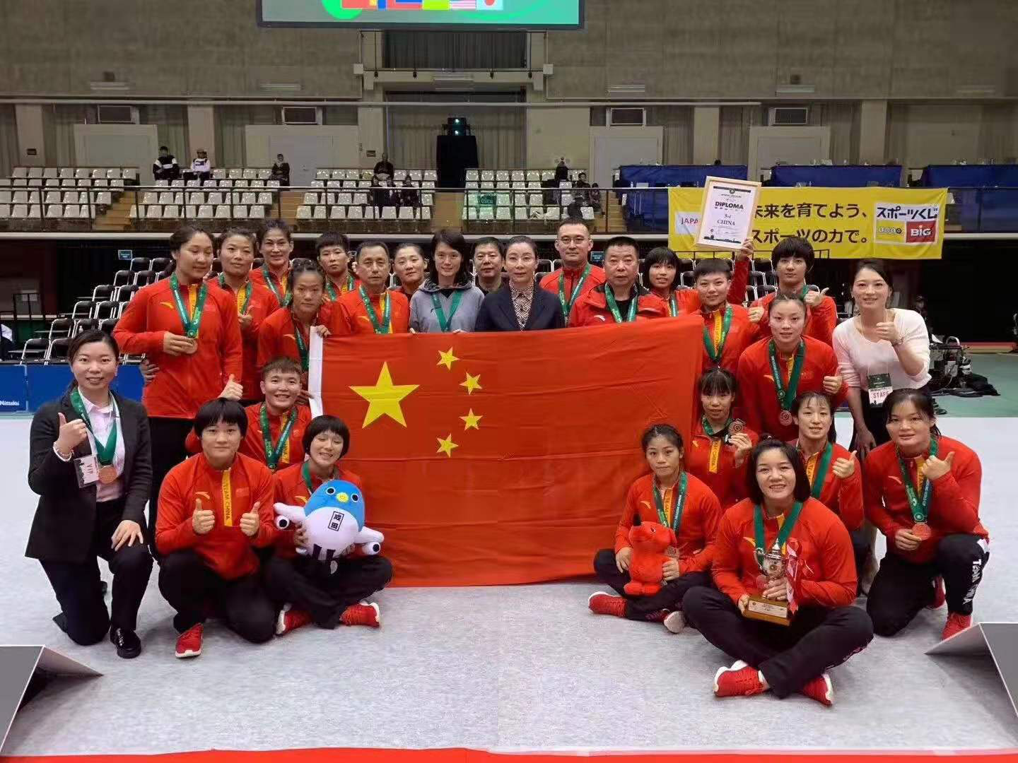 ���ꡢ�������Ů�������籭��ͭ��