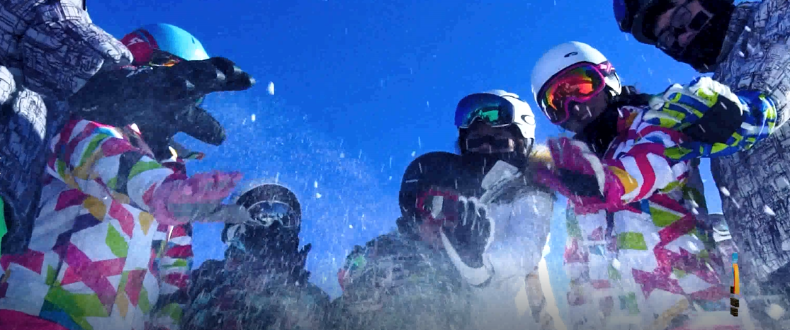 �����ѩ ����֮Լ �ӱ�ʡ�ڶ����ѩ�˶���ʢ��Ļ