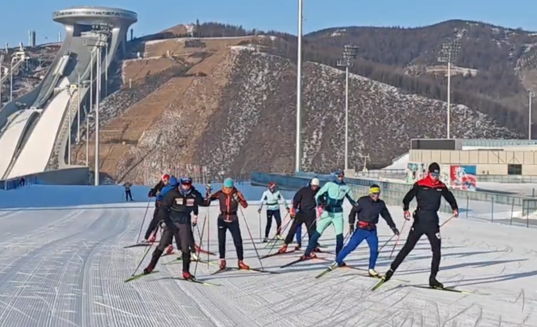 <b>���븰�����߷�ο���˶���</b>