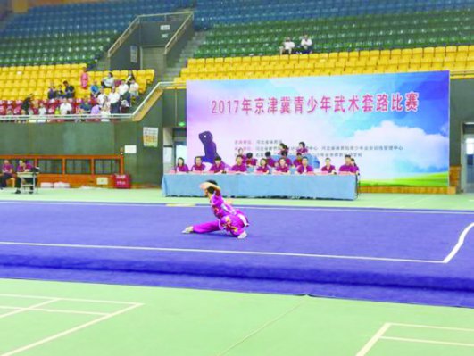 ����������������·������ʯ����