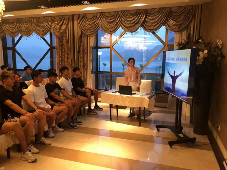 �������ʯ  ȼ�ഺ֮�� ˮ�����Ŀ�չ�˶���˼������õڶ���