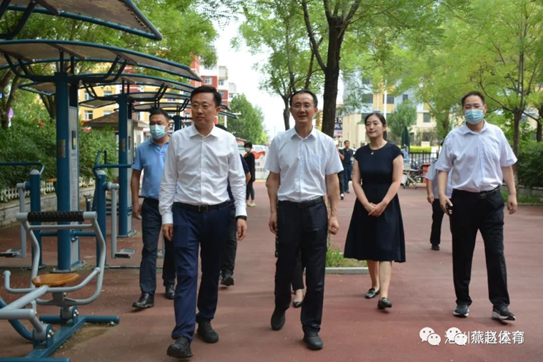 �����һ�и����ݵ���