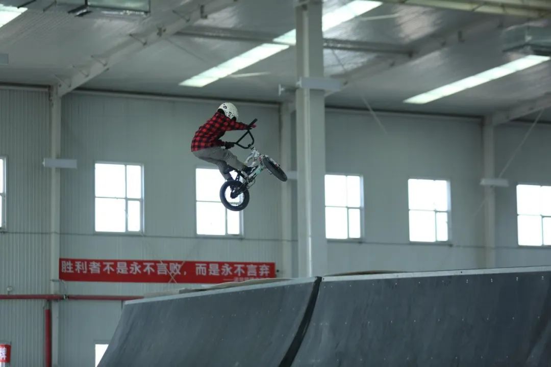 �ӱ�ʡ����ʽС�ֳ���������ʡ�˻�Ԥ��Բ����Ļ