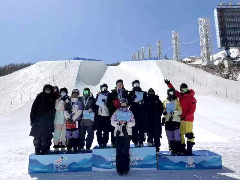 ȫ��U�ͳ��عھ����ӱ��ӻ�3��2ͭ