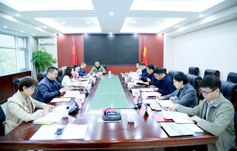 ������(spbo)����ʱ�ȷֲ�ѯ
  �ӱ��㲥����̨�����ţ� ���н�����̸��