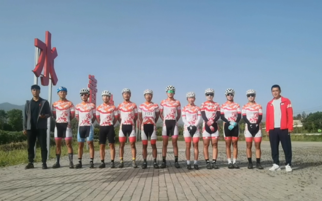 ���г��˶�������֯��̬��������ʽ