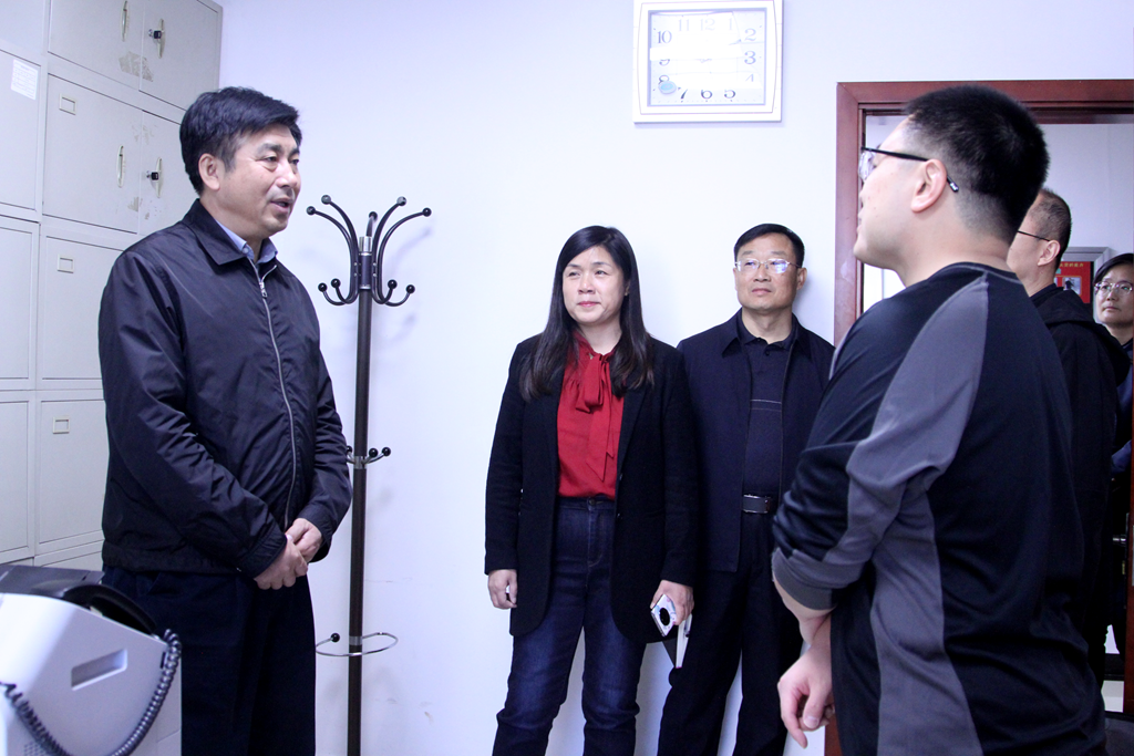 �����ڻ���װ�����ĵ���