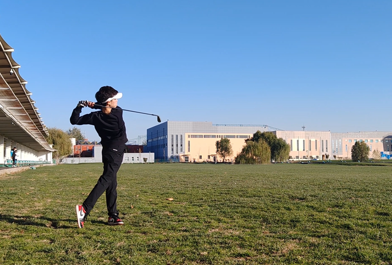 ��������ʱ�ȷ�
ѧԺ��ѧ�����ճ�������Щ�˶�������Χ�ۣ�