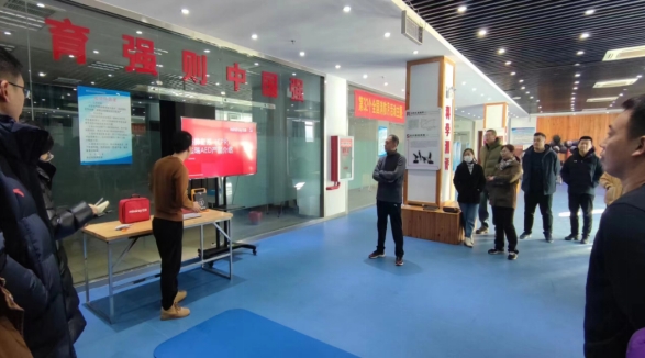 �������֯��չAED����Ӧ����ѵ�