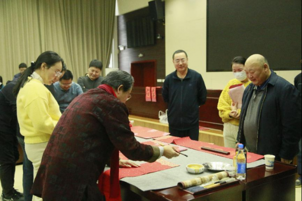 ־Ը�͸�����ζ���Ӻ���īӭ���꣡ʡ�����ֿ�չ��д���������´����