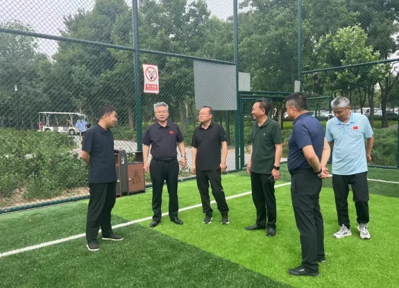 ʡ������Ⱥ�崦һ�и���ɽ����