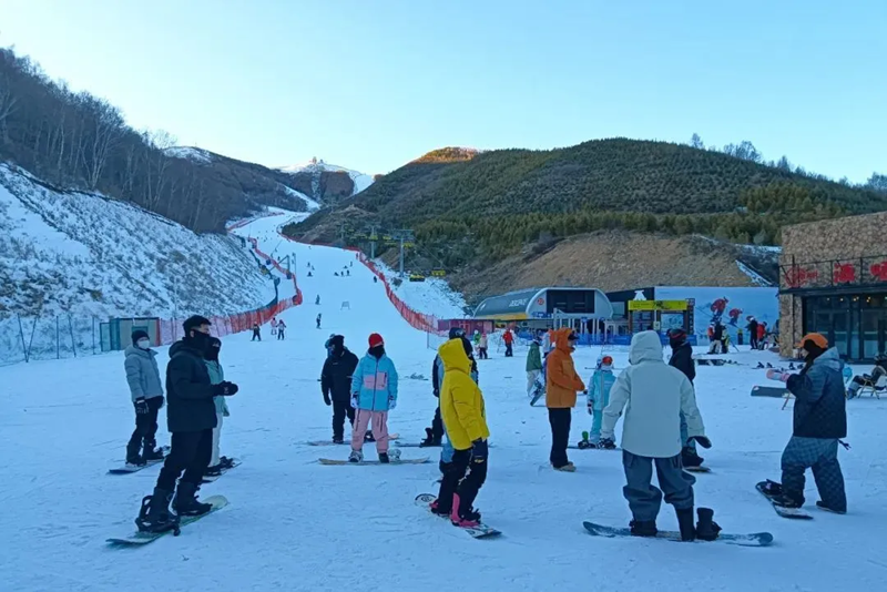 ����������ѩ�����������仧�й�