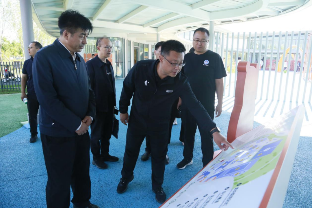 <b>���븰�����е���</b>