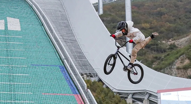 ������ںӱ����¾��û��ȿ�չ����2024�����������������̵�