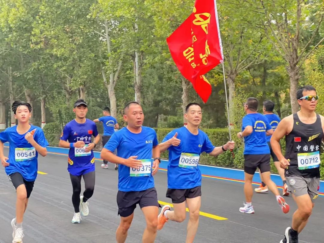 <b>�ӱ�ʡ���й����ܡ���̨վ�ɹ��ٰ�</b>