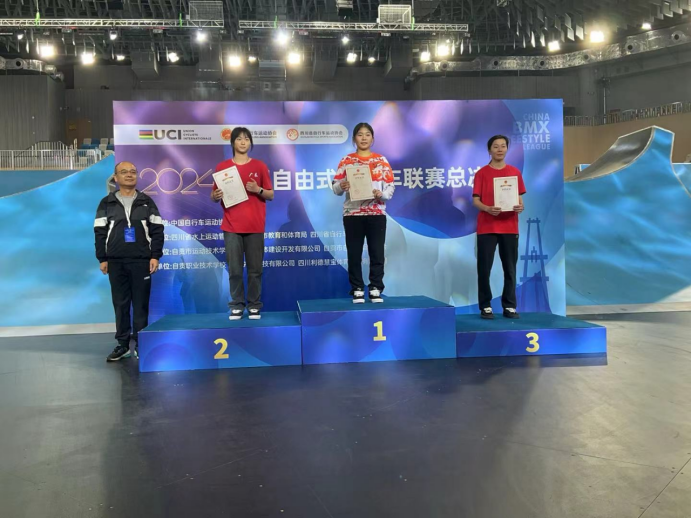 2024��ȫ������ʽС�ֳ������ܾ����ӱ����ٻ�Ѽ�