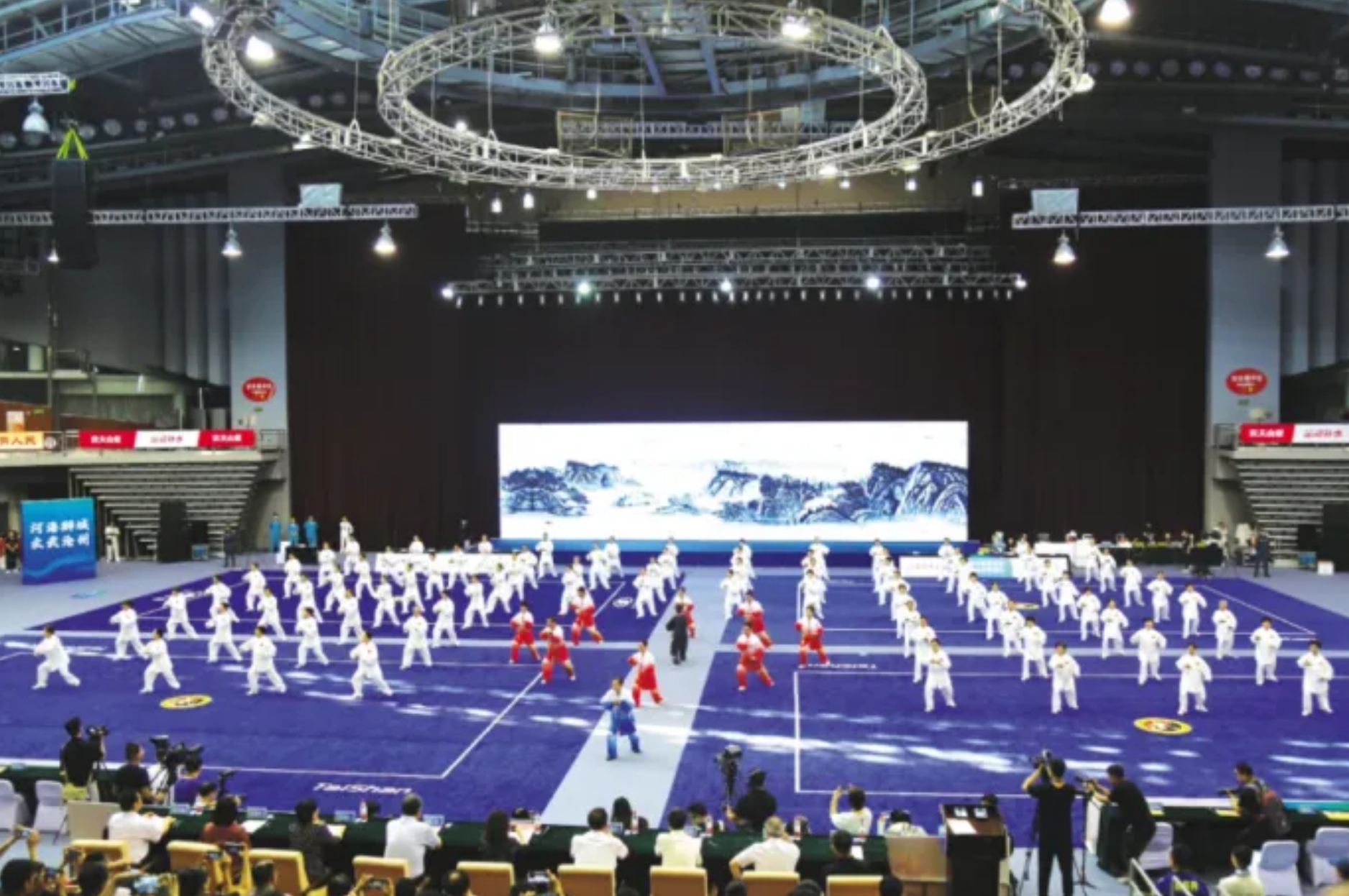 ���¾��ÿ��ӱ� | ����������������������Ȧ���������������߽��³���