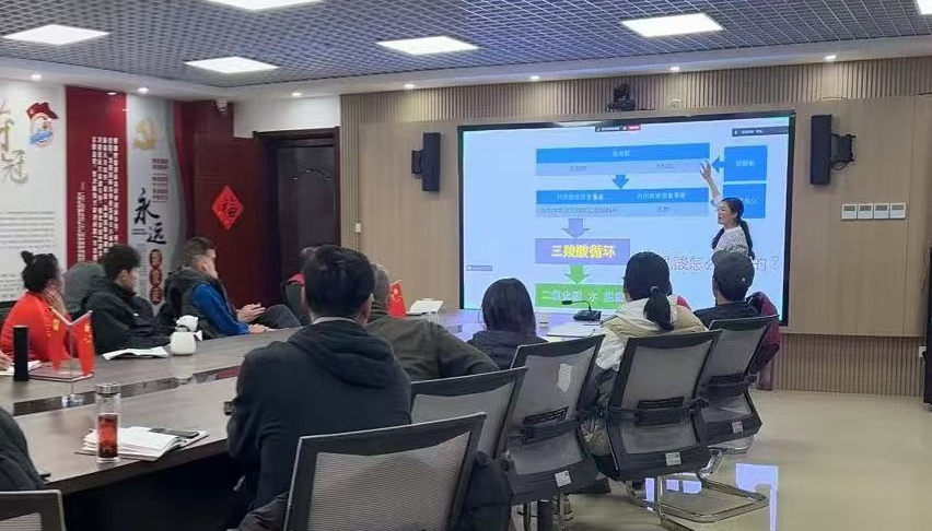 �ﾶ���ĳɹ��ٰ�����ڿ�ѧѵ������