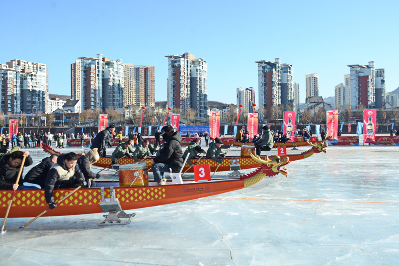 �е��б�ѩ�˶�����У԰������ҵ�������ء���ѵ������ѿ��ţ�