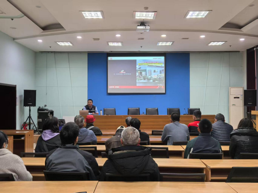 ��������ʱ�ȷ�
�ݿ�չ������ȫ���ĸ���������ѵ