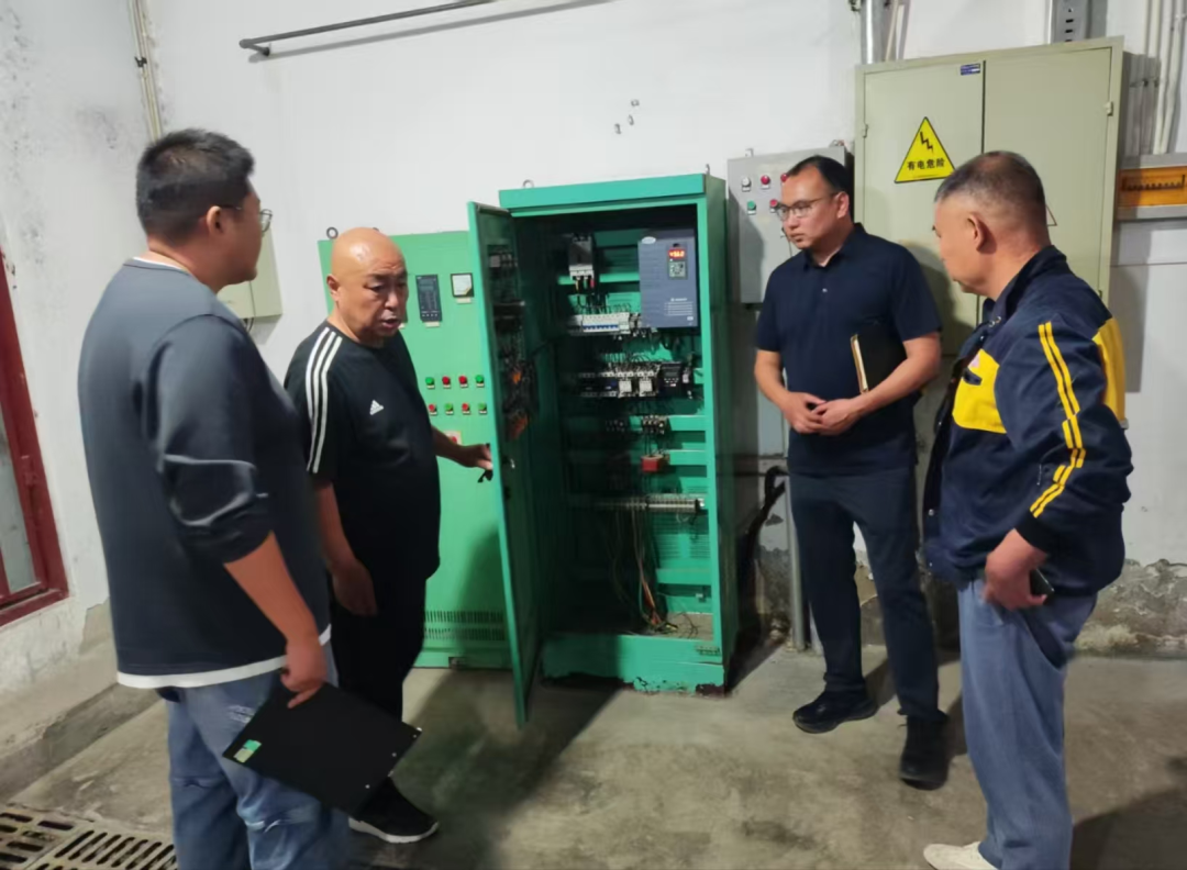 �˶�����ѧУ��չ����һ����ǰ��ȫ���������Ų������ж�