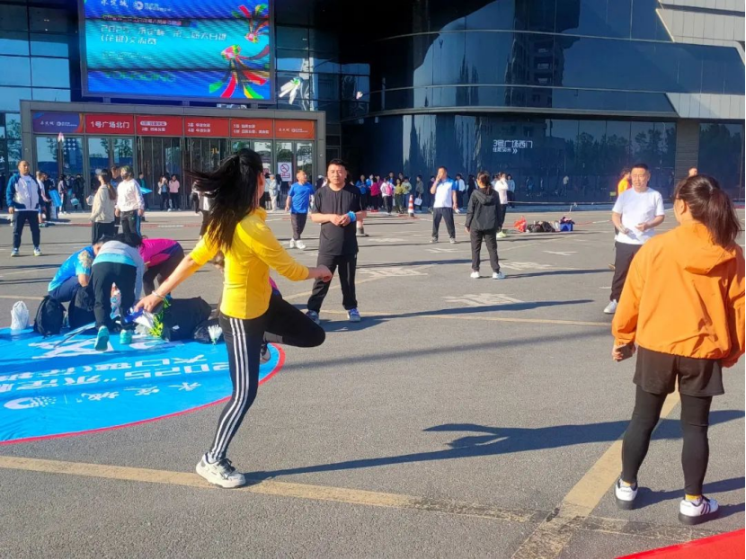 ���¾��ÿ��ӱ� | ����һ���ڡ���������ʱ�ȷ�
�����˷��� ���¾����ܳ������ٶȡ�