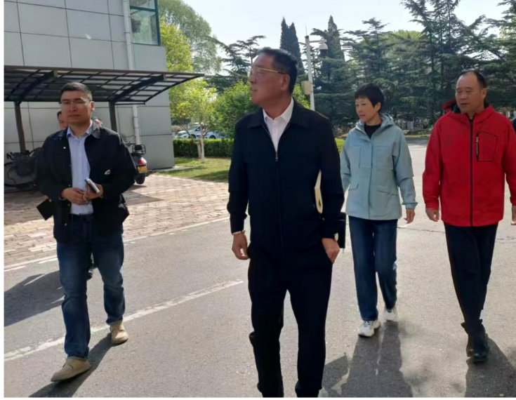 ���г���������������ܾ�ѵ�����ؿ�չ��ѧ�������ϼ��