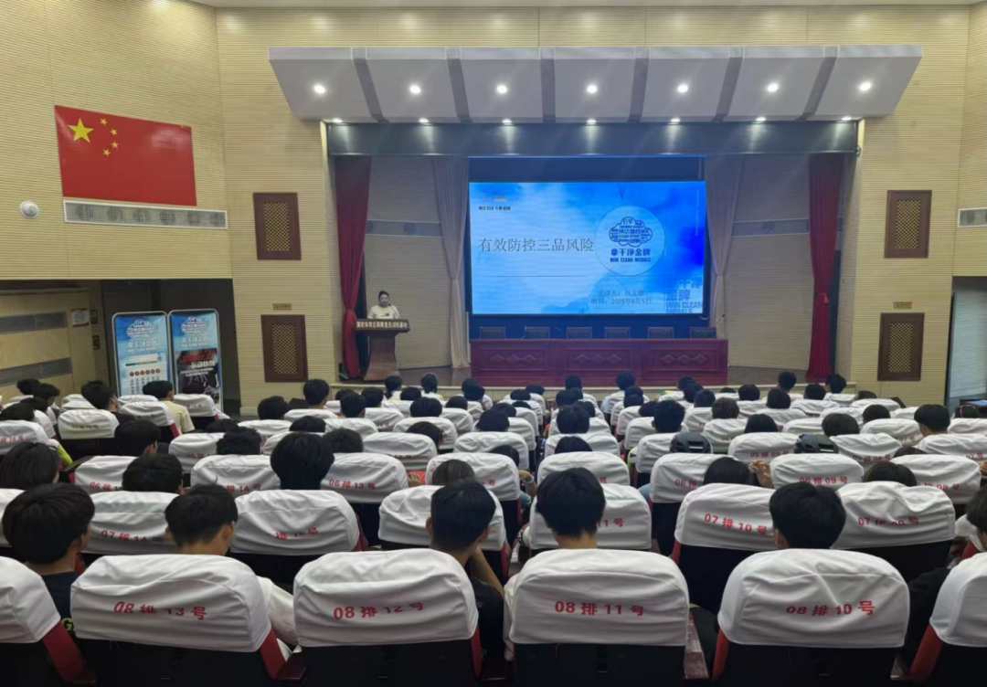 ���г��˶����Ŀ�չ���˷ܼ�ר�⽲��