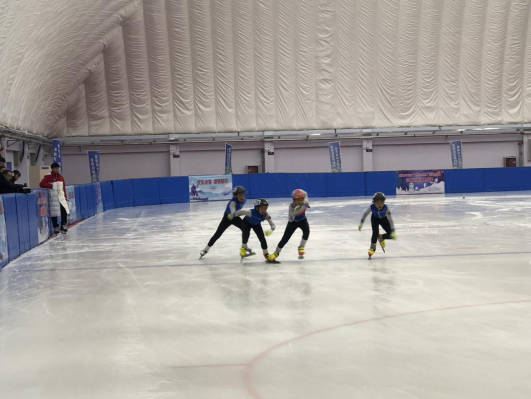 ��̨�С���ѩ����ӭ���¡������ѩ�����̵��ٻ�����Բ������