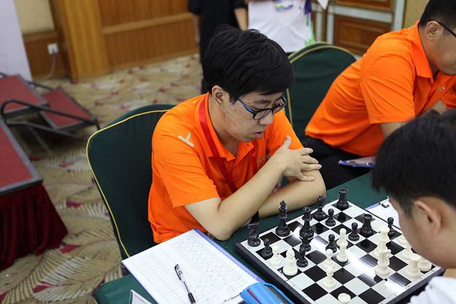 刘艺 儿子 拷贝.jpg