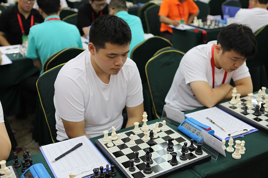 张笑天 石家庄二中 拷贝.jpg